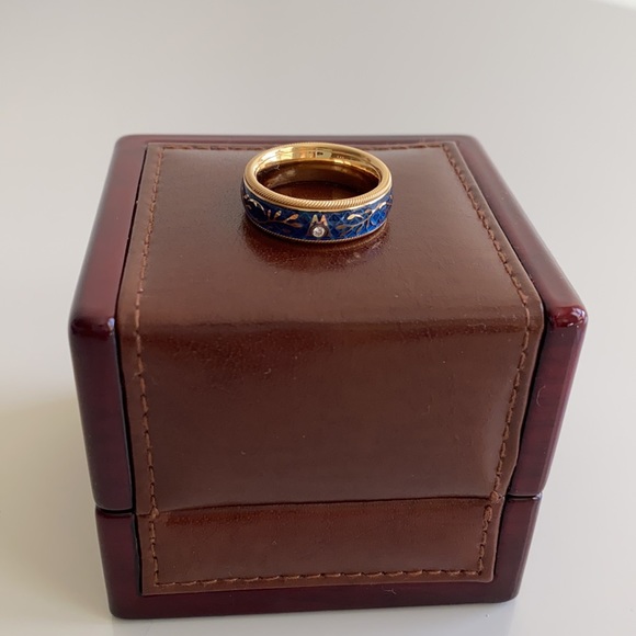 Wellendorff Forget-Me-Not Yellow Gold Blue Ring. - Picture 12 of 16